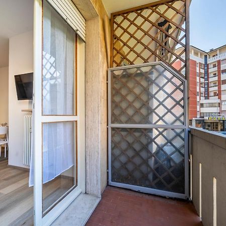 شقة Zia Dina Apt - With Balcony Pasian di Prato المظهر الخارجي الصورة